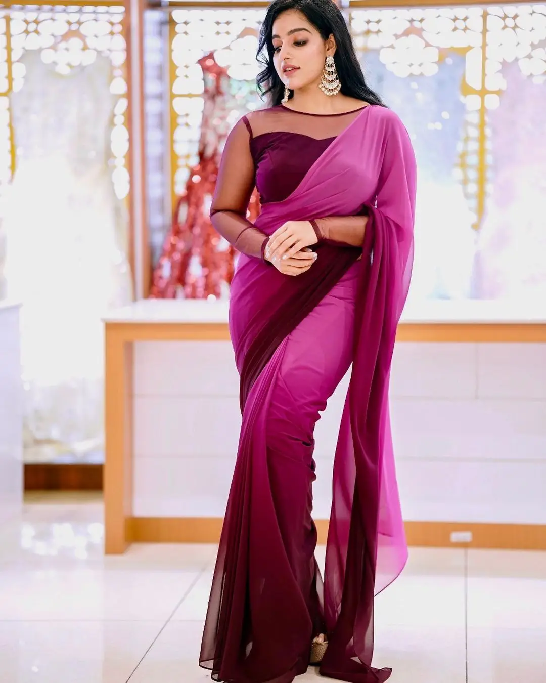 Malavika Menon In South Indian Traditional Pink Saree Maroon Blouse